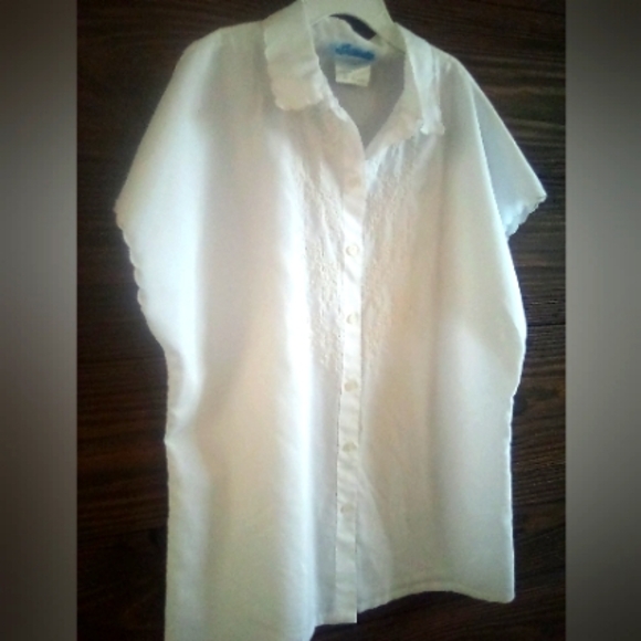 Ship to Shore vintage white a s button up - Picture 1 of 2